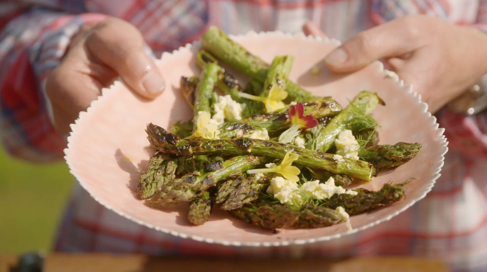 Grilled asparagus, primroses & feta